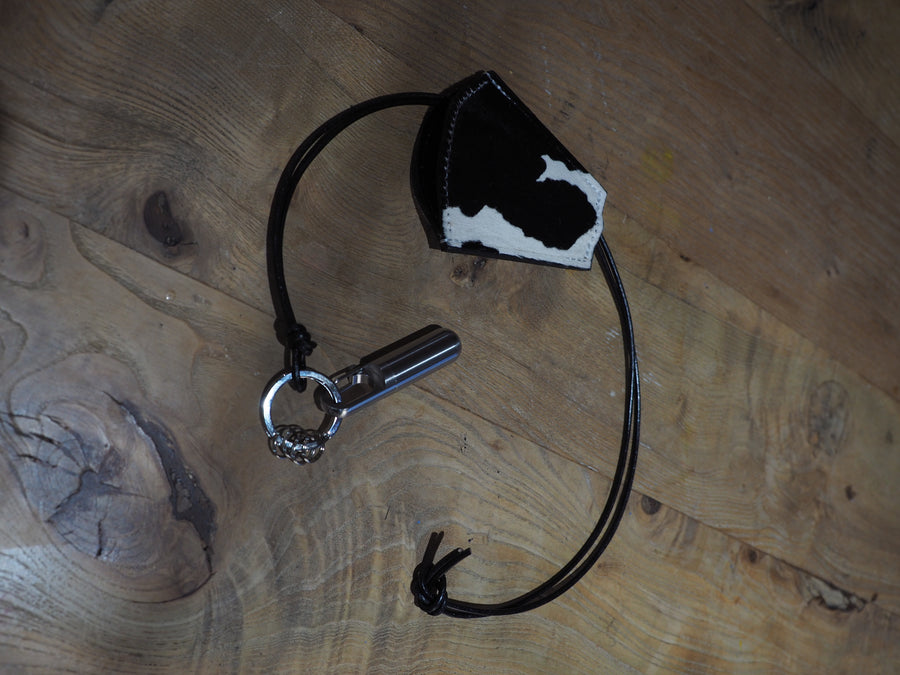 BELL Necklace Holstein ( hair calf )