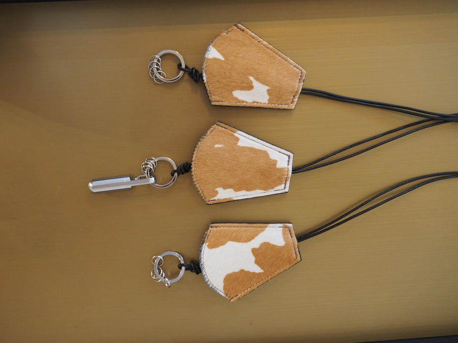 BELL Necklace Holstein ( hair calf )